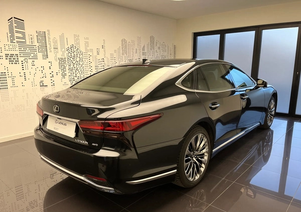 Lexus LS cena 449900 przebieg: 26500, rok produkcji 2022 z Szczawnica małe 92